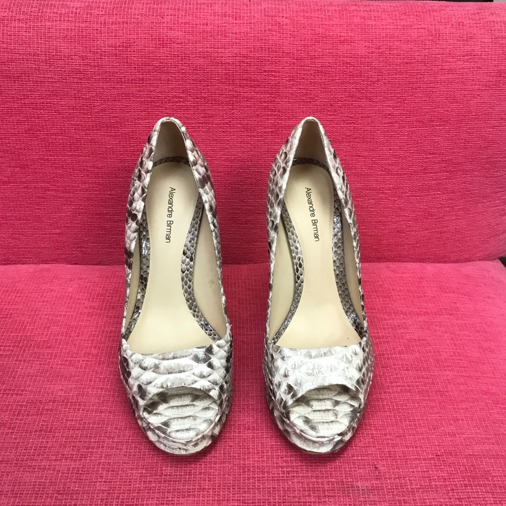 Alexandre Birman Python Pumps